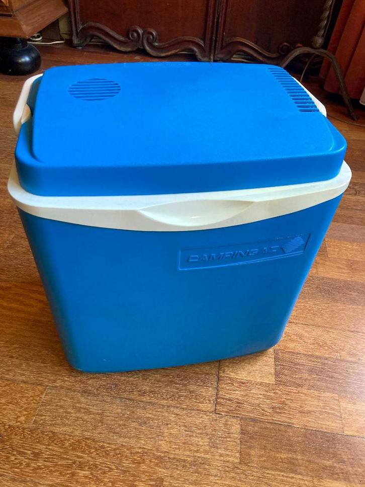 Campingaz koelbox + Coleman Euro converter, Caravans en Kamperen, Kampeeraccessoires, Gebruikt, Ophalen