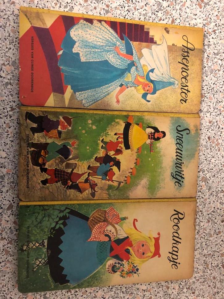Clinge Doorenbos Sprookjes: Assepoester, Sneeuwwitje, Roodka, Boeken, Sprookjes en Fabels, Gelezen, Ophalen