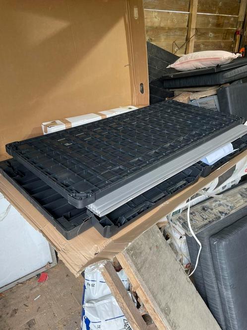 Keter premier 200 opbergbox, Tuin en Terras, Bergingen en Tuinkasten, Zo goed als nieuw, Overige typen, Kunststof, Ophalen of Verzenden