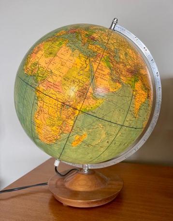  🌍 RÄTH Globe – Verlichte Vintage Wereldbol (1984) 🚀 beschikbaar voor biedingen