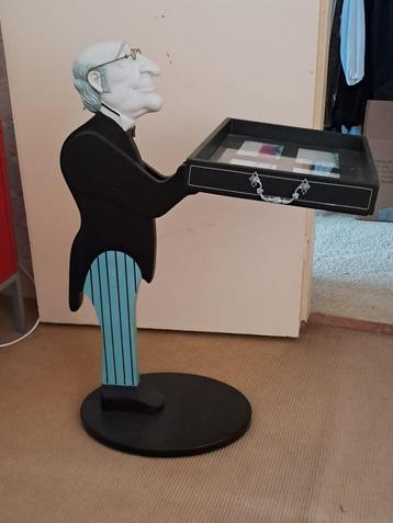 Leuke Butler - bijzettafel beschikbaar voor biedingen