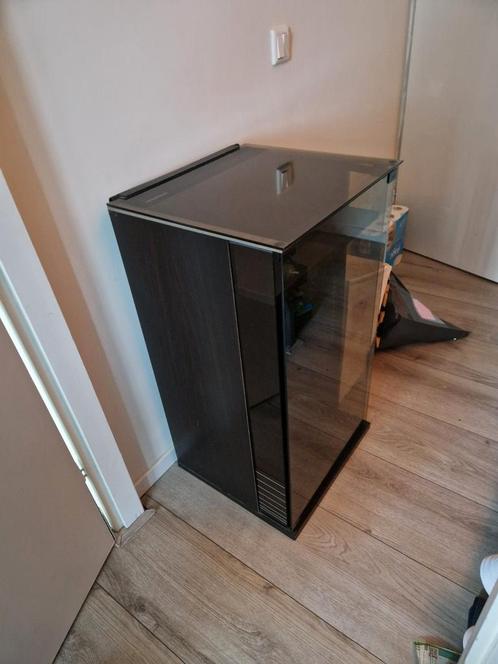Platenspeler vitrine kast, Huis en Inrichting, Kasten | Vitrinekasten, Zo goed als nieuw, Minder dan 100 cm, Minder dan 50 cm