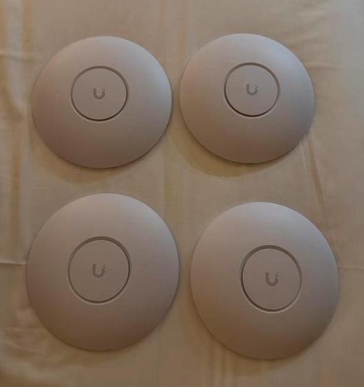 4x Ubiquiti UniFi AP U6 Pro (WiFi 6) – Top access points, Computers en Software, Accesspoints, Zo goed als nieuw, Ophalen of Verzenden