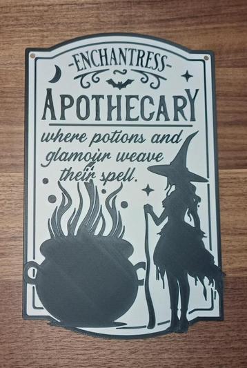 Apothecary spreukebordje beschikbaar voor biedingen
