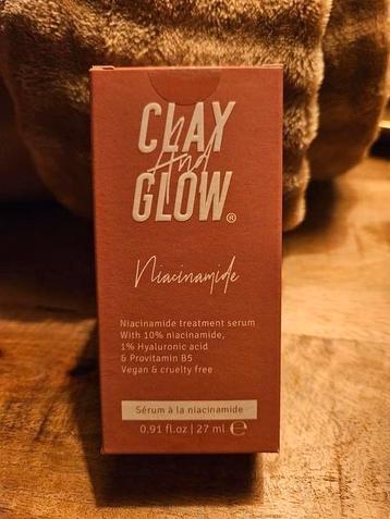 Niacinamide serum clay and glow  beschikbaar voor biedingen