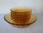 Nest dessert schaaltjes, bruin persglas, vintage, 7x, Ophalen of Verzenden, Effen, Glas, Schaal of Schalen