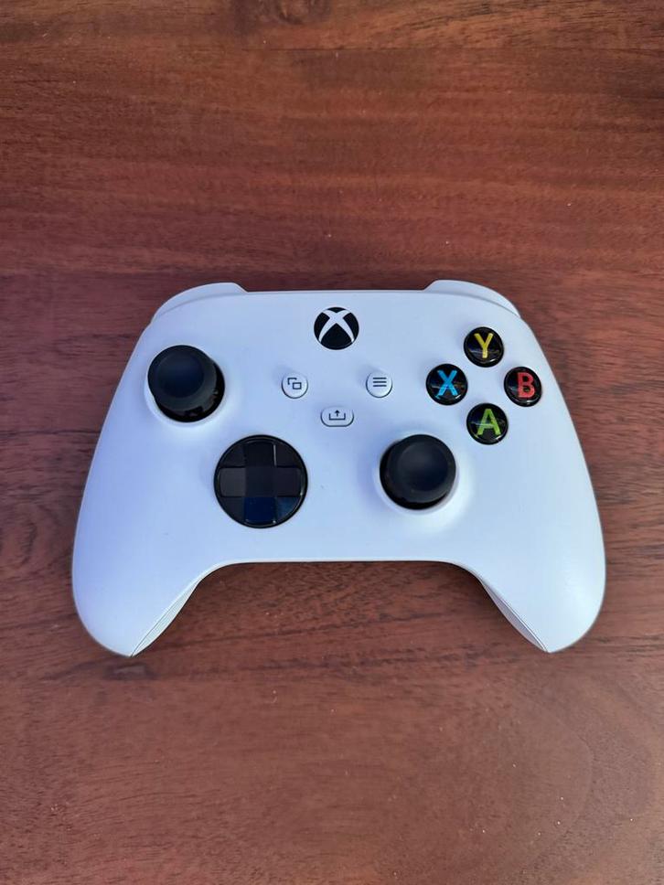 Xbox Controller Series S/X - Wit, Spelcomputers en Games, Spelcomputers | Overige Accessoires, Zo goed als nieuw, Ophalen of Verzenden