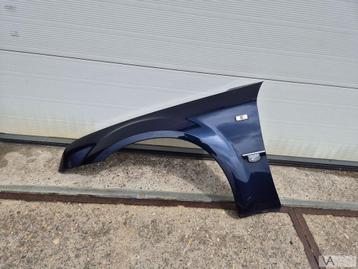 Chrysler 300c 2005-2010 voorscherm spatbord links blauw €100 beschikbaar voor biedingen