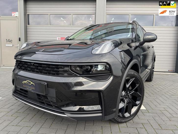 Lynk & Co 01 1.5 Bomvol Black Edition 261PK 360Camera Zwar, Auto's, Lynk & Co, Bedrijf, Te koop, 360° camera, ABS, Adaptive Cruise Control