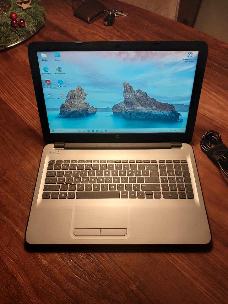 Laptop met Windows 11 - merk HP, Computers en Software, Windows Laptops, Gebruikt, 15 inch, SSD, 2 tot 3 Ghz, 8 GB, Qwerty, Met videokaart