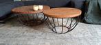 Set van 2 houten salontafels met metalen frame, Huis en Inrichting, Ophalen, 50 tot 100 cm, Rond, 50 tot 100 cm