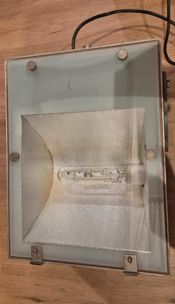 Bouwlamp / Verstraler, Doe-het-zelf en Verbouw, Bouwverlichting, Gebruikt, Lamp met armatuur, 200 tot 500 watt, Ophalen