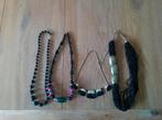 Vier kettingen, Sieraden, Tassen en Uiterlijk, Kettingen, Ophalen of Verzenden, Zo goed als nieuw, Zwart, Overige materialen