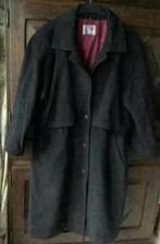 Zwarte, wollen mantel; 44; Yessica; langere winterjas, jack, Ophalen of Verzenden, Gedragen, Maat 42/44 (L), Zwart