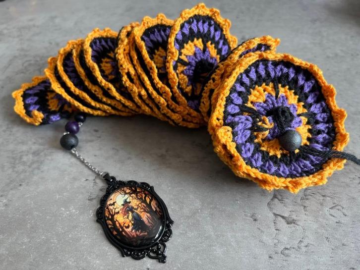 Windspinner Halloween heks zwart oranje paars, Tuin en Terras, Tuinwanddecoratie, Nieuw, Ophalen of Verzenden