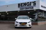 Mazda 3 2.0 GT-M 2e EIG_LED_LEDER_CAM_HUDUP_PDC V+A_19-INCH., Auto's, Mazda, Voorwielaandrijving, Gebruikt, Zwart, 4 cilinders