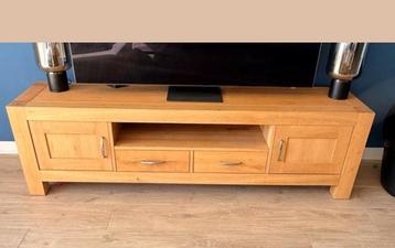 Blank eiken Tv -stereo meubel 2meter 10 breed, en meer  beschikbaar voor biedingen