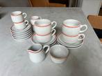 Pillivuyt Franse koffiekopjes set met sierrand, Ophalen of Verzenden, Overige stijlen, Kop(pen) en/of Schotel(s)