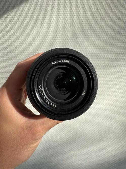 Sony E 18-135mm f/3.5-5.6 OSS, Audio, Tv en Foto, Fotografie | Lenzen en Objectieven, Zo goed als nieuw, Standaardlens, Ophalen of Verzenden
