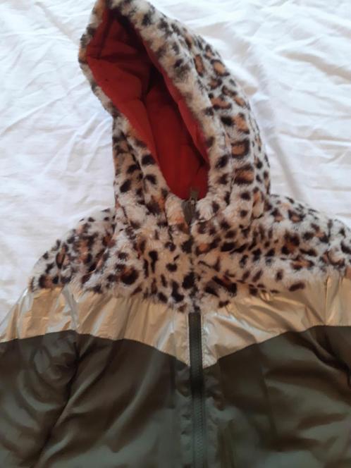Prachtige (Zo goed als) nieuwe omkeerbare winterjas. 140, Kinderen en Baby's, Kinderkleding | Maat 140, Zo goed als nieuw, Meisje