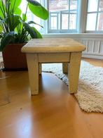 vintage mini bijzettafeltje / plantentafeltje, Antiek en Kunst, Curiosa en Brocante, Ophalen