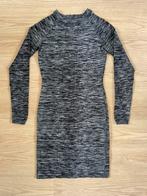 Bershka jurk donkergrijs gemêleerd met lange mouwen Maat S, Kleding | Dames, Jurken, Maat 36 (S), Grijs, Gedragen, Boven de knie