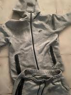 Nike Tech Fleece Trainingspak - Maat L - Grijs, Ophalen of Verzenden, Gedragen