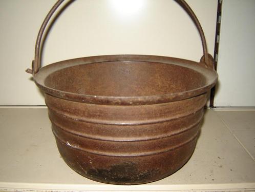 Heksenketel kookpot grape 17 bloempot, Antiek en Kunst, Antiek | Keukenbenodigdheden, Ophalen