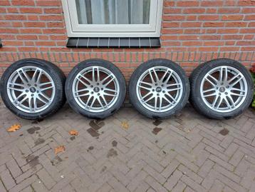 Audi RS4 Velgen 17 inch + Zomerbanden beschikbaar voor biedingen