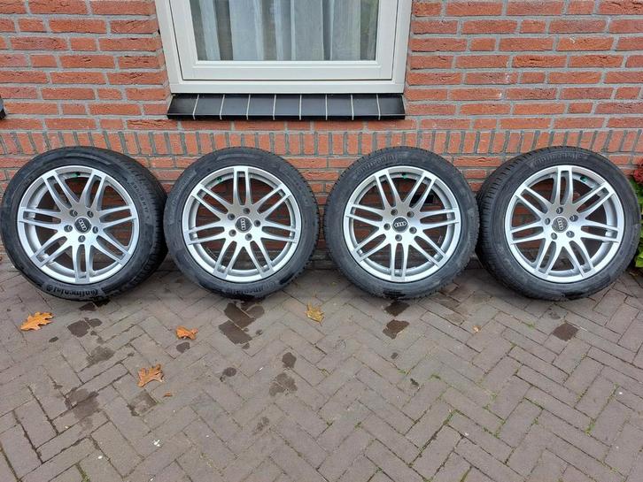 Audi RS4 Velgen 17 inch + Zomerbanden, Auto-onderdelen, Banden en Velgen, Banden en Velgen, Zomerbanden, 17 inch, 235 mm, Personenwagen