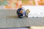 Globe | 14 karaat gouden hanger, Overige voorstellingen, Ophalen of Verzenden, Zo goed als nieuw, Goud