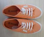 535 oranje sneakers maat 38 merk casual essentials, Ophalen of Verzenden, Nieuw, Oranje, Sneakers of Gympen