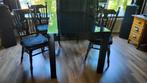Zwarte gelakte houten tafel met zwarte stoelen, Huis en Inrichting, Tafels | Salontafels, 50 tot 100 cm, 150 tot 200 cm, Gebruikt