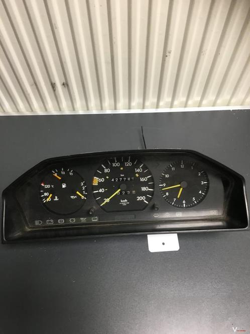 Mercedes W124   2.5 Diesel  1987     124 542 1366  Km Teller, Auto-onderdelen, Dashboard en Schakelaars, Gebruikt, Ophalen of Verzenden