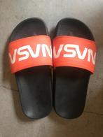 Kinderslippers maat 34 / 35, Ophalen of Verzenden, Zo goed als nieuw, Jongen of Meisje, Overige typen