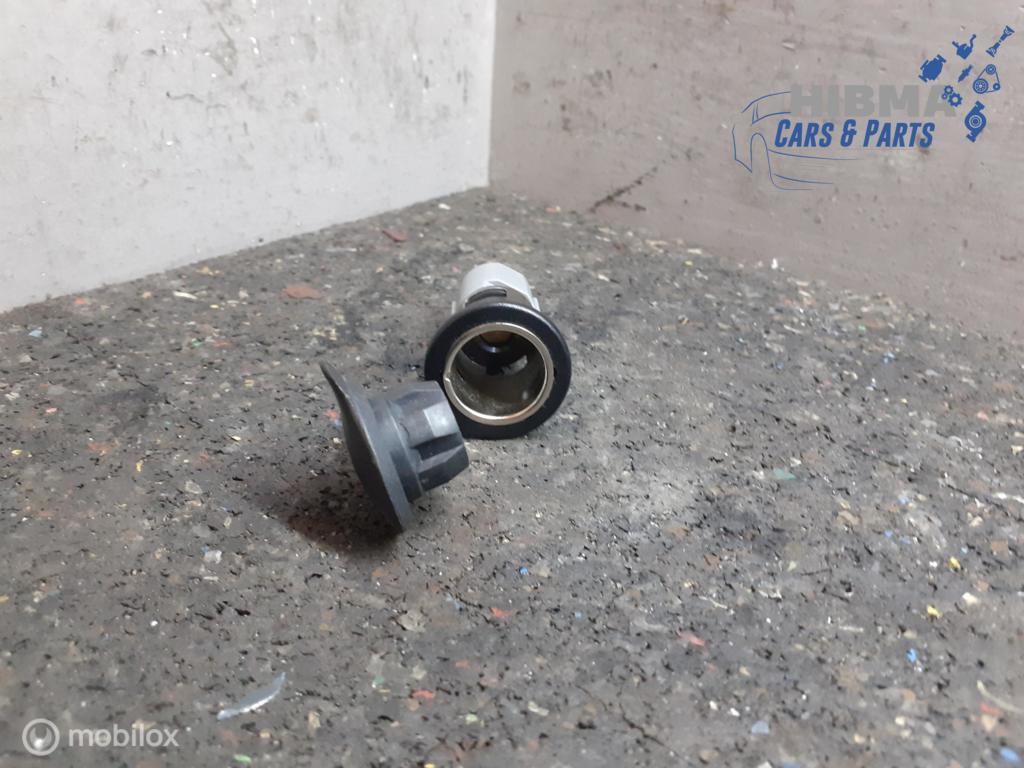 Sigarettenaansteker Chrysler 300C 3.0 V6 CRD ('04-'11), Auto-onderdelen, Interieur en Bekleding, Ophalen of Verzenden, Gebruikt