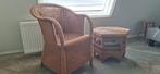 Rieten stoel + tafeltje, Huis en Inrichting, Stoelen, Ophalen, Gebruikt, Overige kleuren, Riet of Rotan