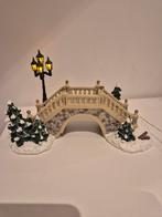 Mooie brug met lantaarnpaal voor kerstdorp, Diversen, Kerst, Ophalen of Verzenden