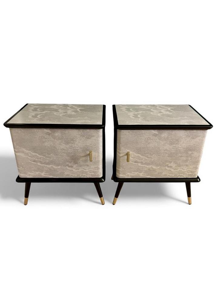 Vintage nachtkastjes met Fornasetti Nuvolette, Huis en Inrichting, Slaapkamer | Nachtkastjes, Zo goed als nieuw, Minder dan 55 cm