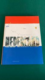 Boek Charlotte Dematons Nederland, Boeken, Prentenboeken en Plaatjesalbums, Ophalen of Verzenden, Gelezen
