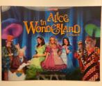 Gezocht Alice in Wonderland musical programmaboek Studio 100, Boeken, Kunst en Cultuur | Dans en Theater, Ophalen of Verzenden