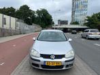 Volkswagen Golf 1.6 FSI Comfortline lees tekst, Gebruikt, Zwart, 4 cilinders, 116 pk
