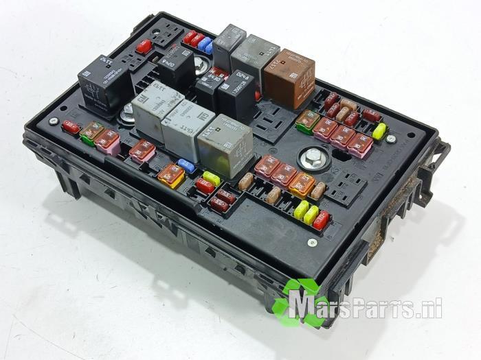 Zekeringkast van een Opel Astra, Auto-onderdelen, Elektronica en Kabels, Opel, Gebruikt, 6 maanden garantie, 12 maanden garantie