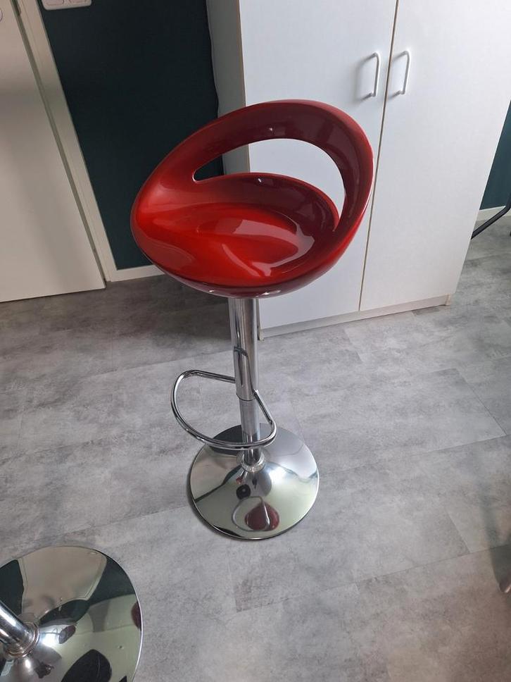 Barkrukken + statafel - Zo goed als nieuw!, Huis en Inrichting, Barkrukken, Zo goed als nieuw, 60 tot 90 cm, Kunststof, Metaal