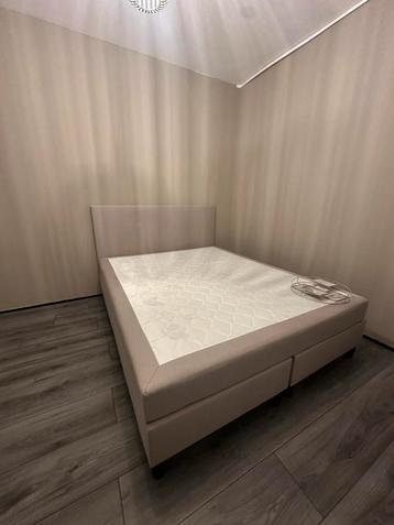 Boxspring Bed 2-persoons Beige 160x200 beschikbaar voor biedingen