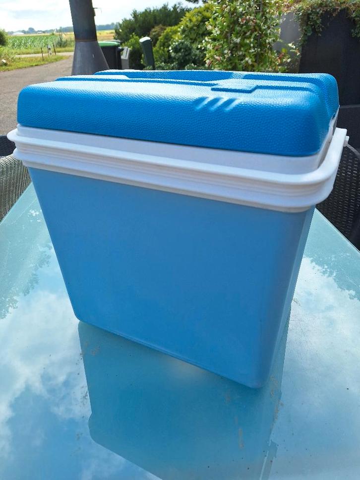 koelbox, Caravans en Kamperen, Koelboxen, Zo goed als nieuw, Koelbox, Koelelement, Ophalen