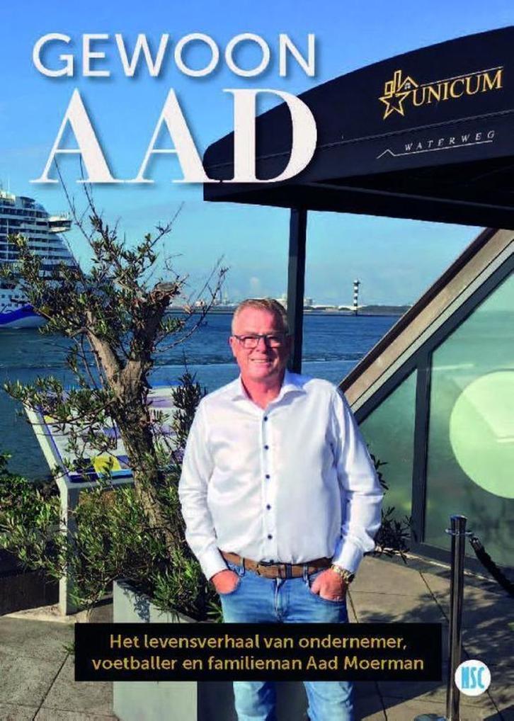 Gewoon Aad - Aad Moerman BOEK 9789492273260, Boeken, Romans, Zo goed als nieuw, Ophalen of Verzenden