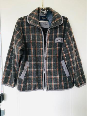 Herenjas wol,maat M,merk: KyraK,grijs met oranje/beige ruit beschikbaar voor biedingen