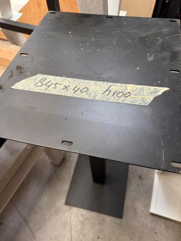 Sta tafel onderstel zwart gecoat beschikbaar voor biedingen