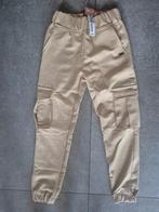 Nieuwe mooie meisjes Vingino broek 140, Kinderen en Baby's, Kinderkleding | Maat 140, Broek, Meisje, Nieuw, Ophalen of Verzenden